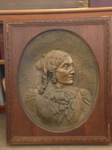 Anne Whitney, Mary Tileston Hemenway, bronze, 32 1/2